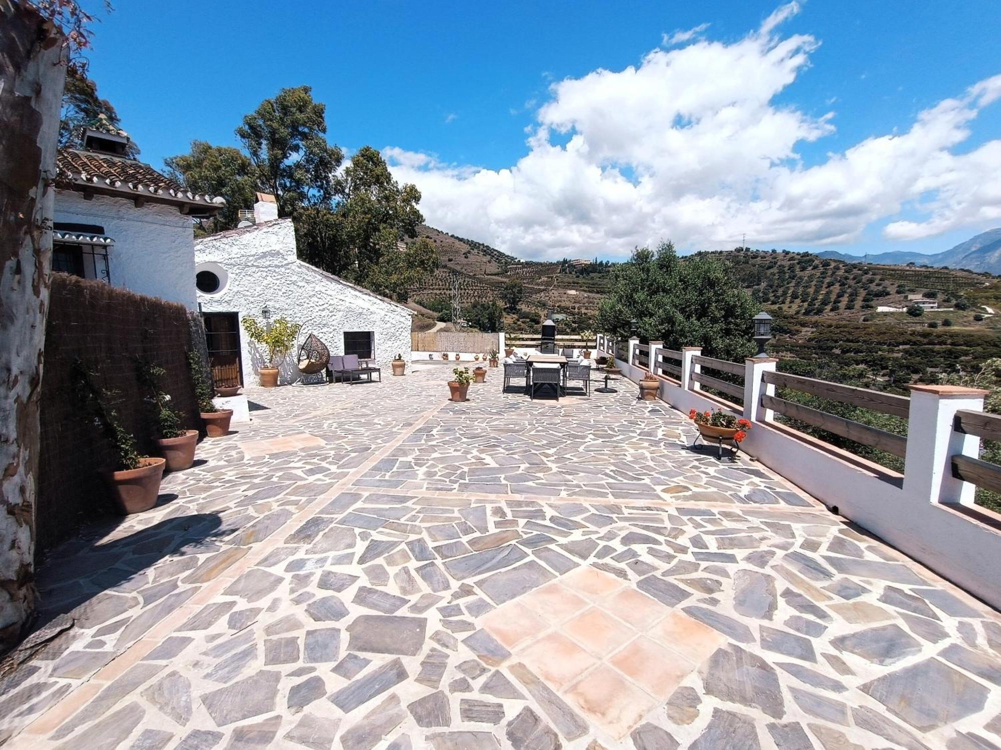 Cortijo Eucalipto 2 Con Piscina Privada Nerja
