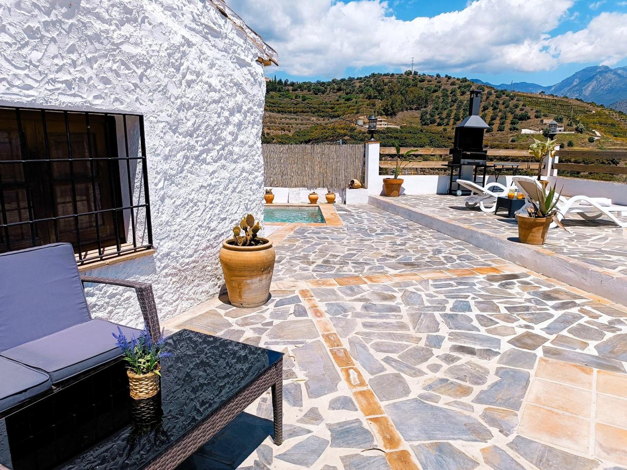 Cortijo Eucalipto 2 Con Piscina Privada Semesterbostad Nerja